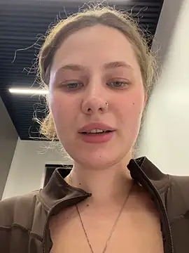 AsynaYuuki online show from 02/26/26, 06:52