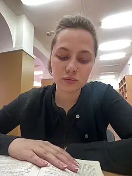 AsynaYuuki online show from 03/04/26, 12:24