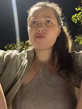 AsynaYuuki online show from 02/06/26, 06:37