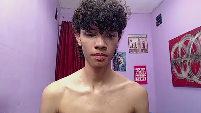 bigcock twinks online show from 04/15/26, 08:09