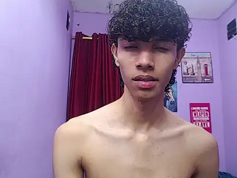 bigcock twinks online show from 03/03/26, 11:45