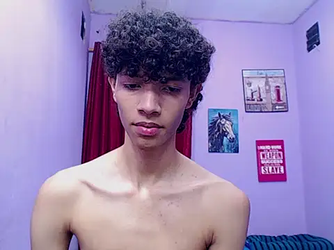 bigcock twinks online show from 03/28/26, 11:17