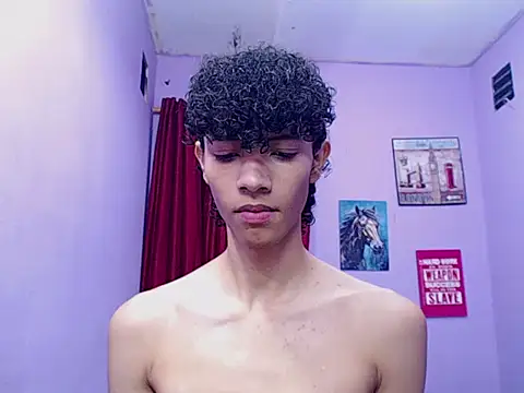 bigcock twinks online show from 03/25/26, 11:25