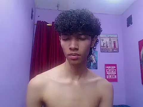 bigcock twinks online show from 03/08/26, 02:15