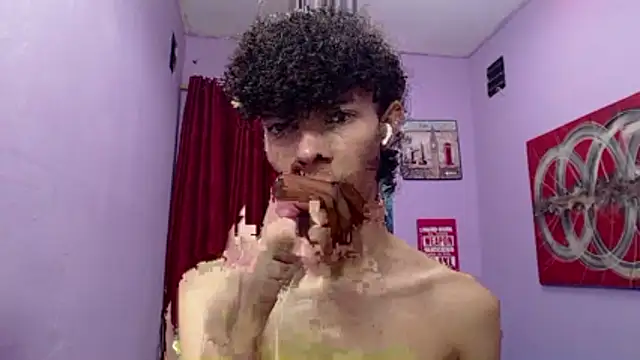 bigcock twinks online show from 04/14/26, 07:30