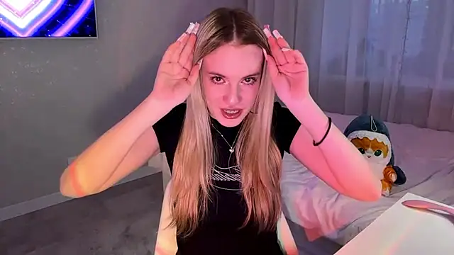 Between Eeys online show from 03/20/26, 03:46