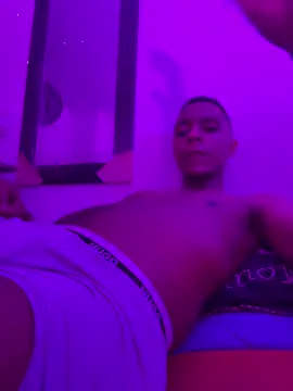 hotboyluxe online show from 05/24/26, 11:21
