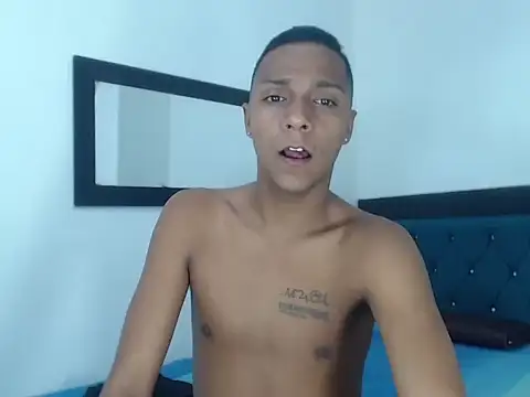 hotboyluxe online show from 04/21/26, 03:57