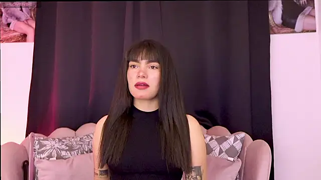 dakotacollins  online show from 02/27/26, 11:48