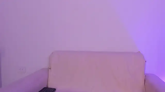 liorah wolf online show from 03/18/26, 08:10