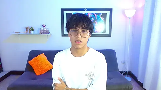 Maecum18 online show from 02/10/26, 09:58