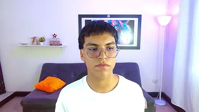 Maecum18 online show from 03/18/26, 08:32