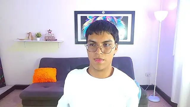 Maecum18 online show from 03/28/26, 09:27