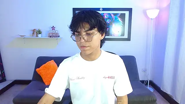 Maecum18 online show from 02/11/26, 08:52