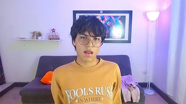 Maecum18 online show from 02/23/26, 09:26