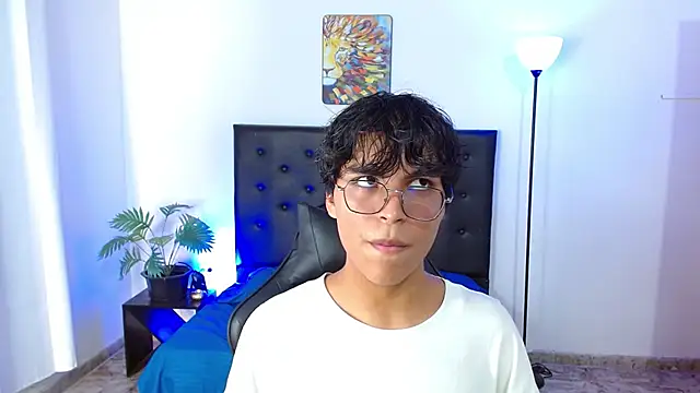 Maecum18 online show from 02/09/26, 10:19