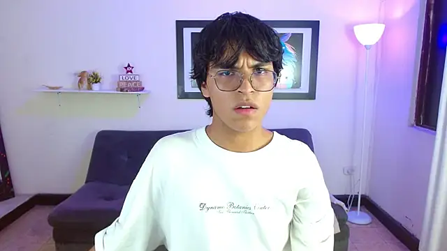 Maecum18 online show from 02/17/26, 08:50