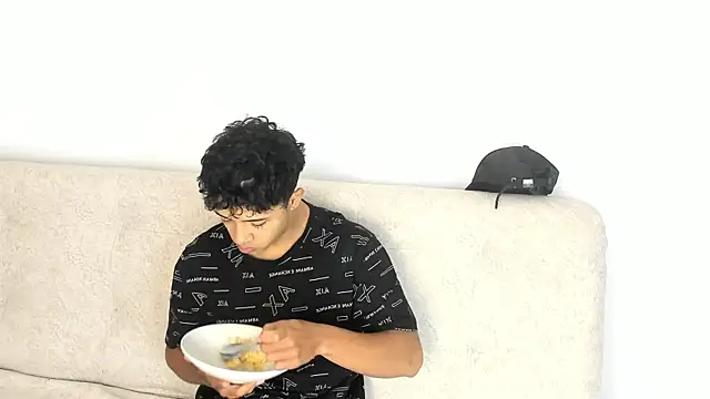 Snapshot of _Alex_Colton chatting on 02/15/26, 03:07 Alex Colton online show from 02/15/26, 03:07