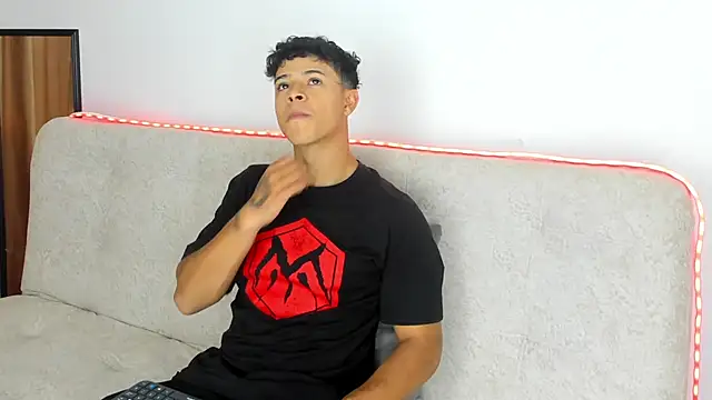 Snapshot of _Alex_Colton chatting on 02/24/26, 10:21 Alex Colton online show from 02/24/26, 10:21