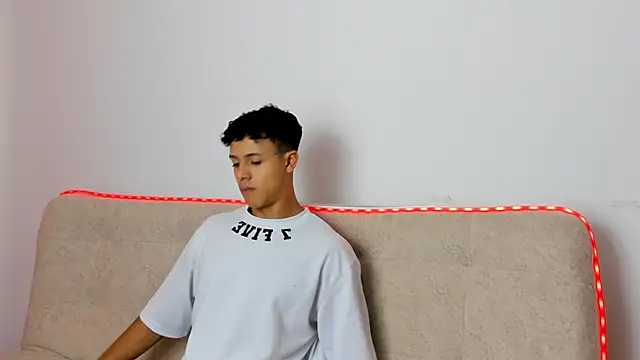  Alex Colton online show from 05/08/26, 10:02