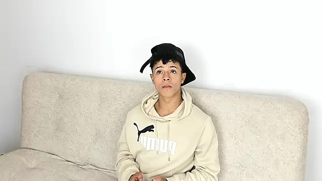 Snapshot of _Alex_Colton chatting on 02/07/26, 10:18 Alex Colton online show from 02/07/26, 10:18