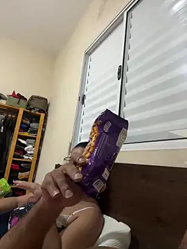 Renataalves online show from 03/28/26, 04:35