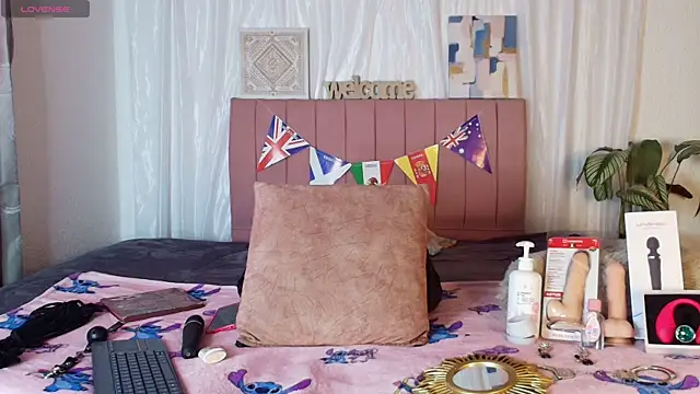 Petite pepper online show from 07/17/26, 08:50