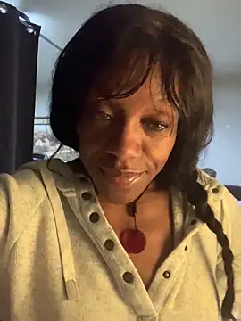 NatalieGainer goodies online show from 04/13/26, 01:59