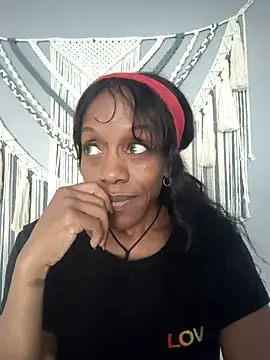 NatalieGainer goodies online show from 04/14/26, 11:32