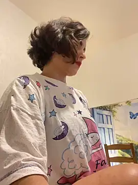 eva luz online show from 04/07/26, 08:21