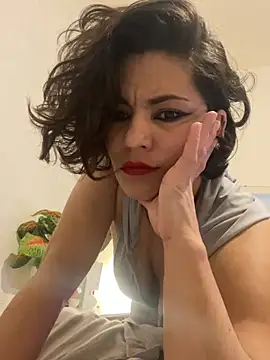 eva luz online show from 04/11/26, 10:02
