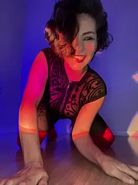 Snapshot of eva_luz chatting on 01/31/26, 10:19 eva luz online show from 01/31/26, 10:19