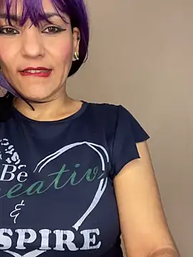 eva luz online show from 03/25/26, 09:03