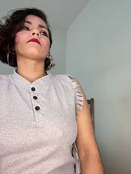 eva luz online show from 05/28/26, 05:30