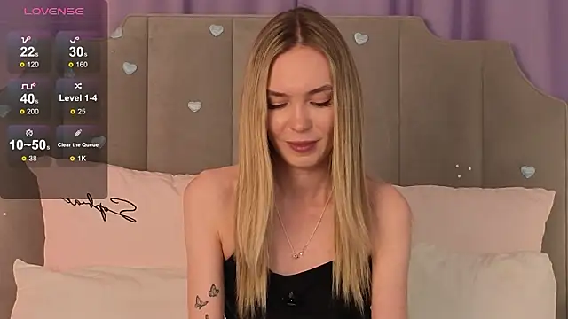 Snapshot of NikkiRyx chatting on 02/24/26, 03:46 NikkiRyx online show from 02/24/26, 03:46