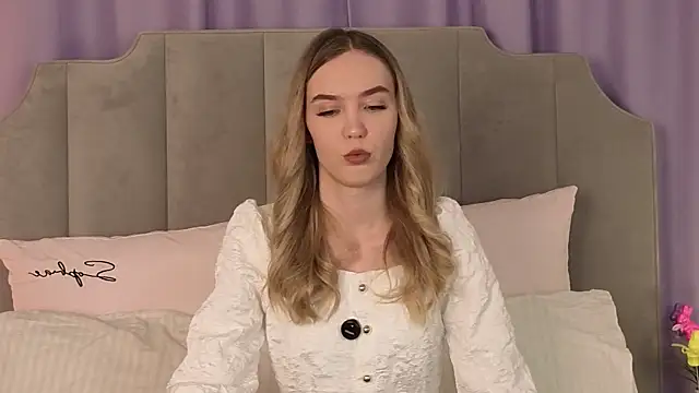Snapshot of NikkiRyx chatting on 04/30/26, 03:08 NikkiRyx online show from 04/30/26, 03:08