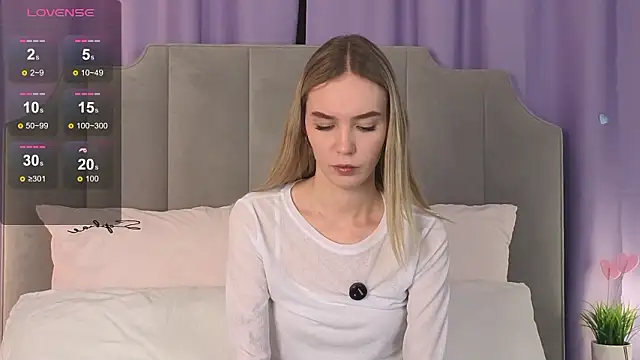 Snapshot of NikkiRyx chatting on 03/04/26, 03:20 NikkiRyx online show from 03/04/26, 03:20