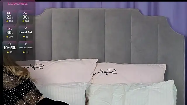 NikkiRyx online show from 03/14/26, 04:24