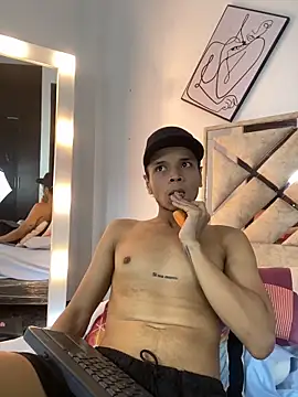 Alejandroo Montenegro online show from 03/04/26, 02:58