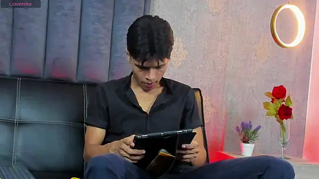 Alejandroo Montenegro online show from 03/27/26, 10:00