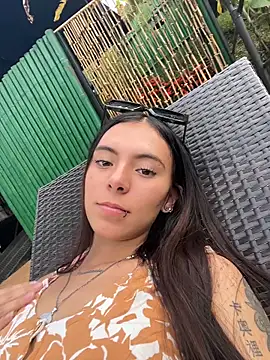 MayteLove online show from 02/07/26, 10:07