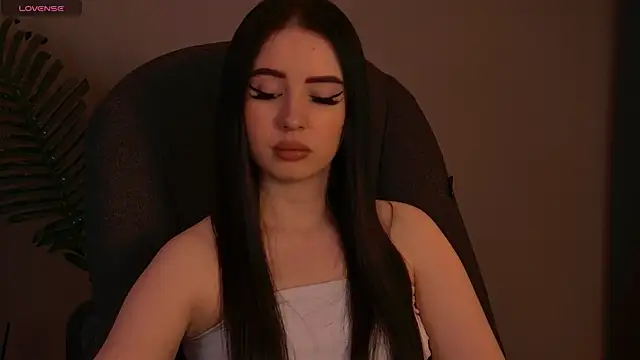 Snapshot of ArianaLim chatting on 05/10/26, 02:52 ArianaLim online show from 05/10/26, 02:52