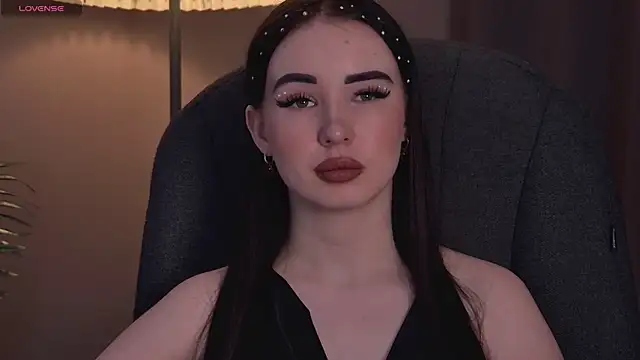 Snapshot of ArianaLim chatting on 02/14/26, 03:56 ArianaLim online show from 02/14/26, 03:56