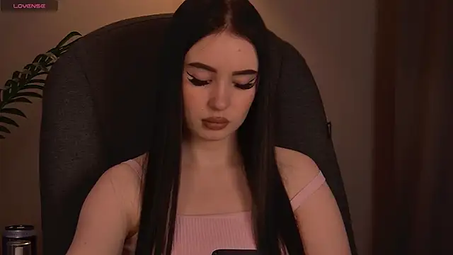 Snapshot of ArianaLim chatting on 04/29/26, 04:33 ArianaLim online show from 04/29/26, 04:33
