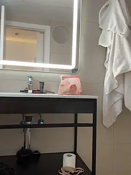 MelaFoxx online show from 02/18/26, 10:55