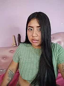 Noa Baker online show from 05/14/26, 01:19