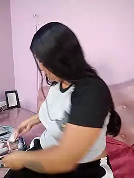 Noa Baker online show from 04/11/26, 12:31