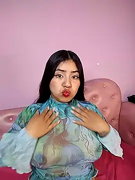 Noa Baker online show from 04/07/26, 12:18