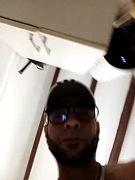 yoahotpetrafiery online show from 02/10/26, 08:41