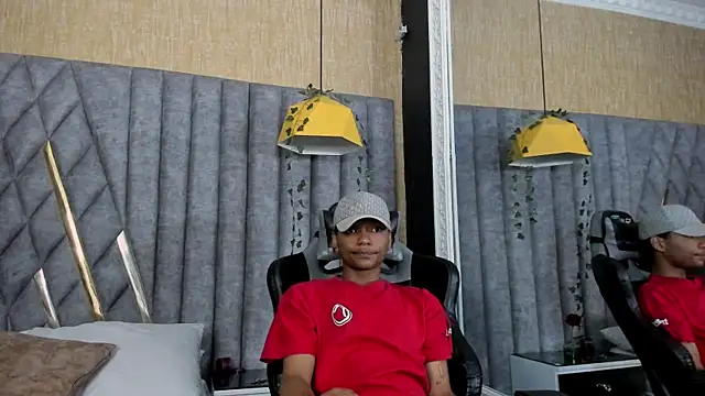 Snapshot of dafne_and_erick_ chatting on 07/11/26, 04:24 dafne and erick online show from 07/11/26, 04:24